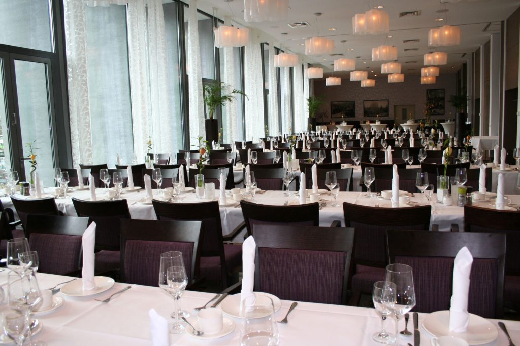 cafe-fritz-abschiedsempfaenge-05 svg+xml;charset=utf